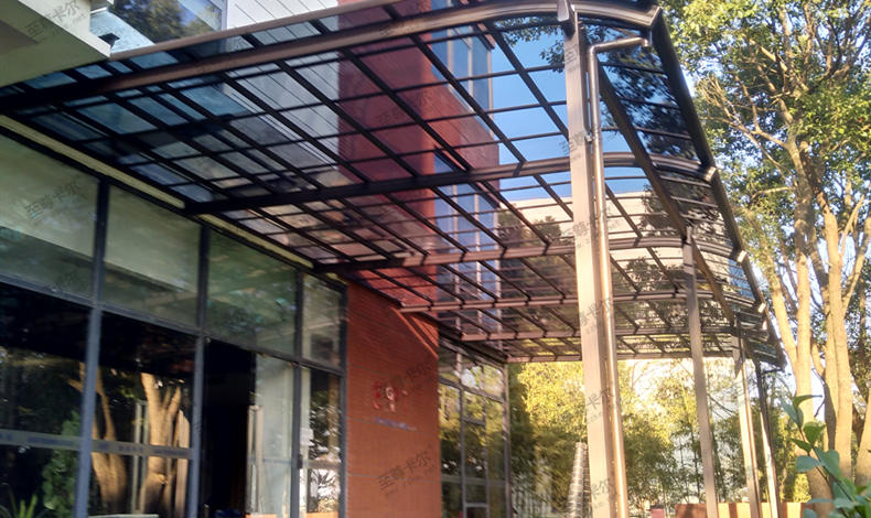 【輕科起重機(jī)公司】免費(fèi)測量設(shè)計(jì)(露臺棚)